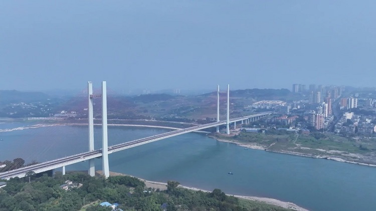 連通酒城民心路，再添瀘州新地標(biāo)——瀘州市納溪長(zhǎng)江大橋建成通車