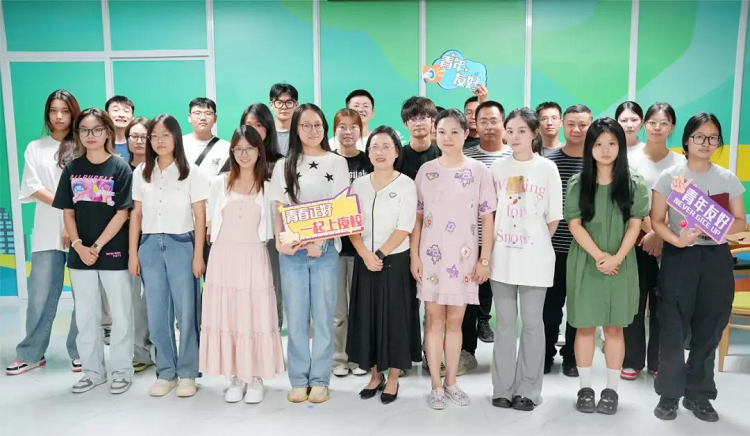 減壓賦能 | “蜀青匯·青年Yeah?！保ňd陽片區(qū)示范點）帶你一起放飛心靈