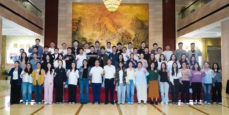 路橋集團(tuán)成功舉辦2025年物資設(shè)備專題培訓(xùn)班 路橋集團(tuán)成功舉辦2025年物資設(shè)備專題培訓(xùn)班